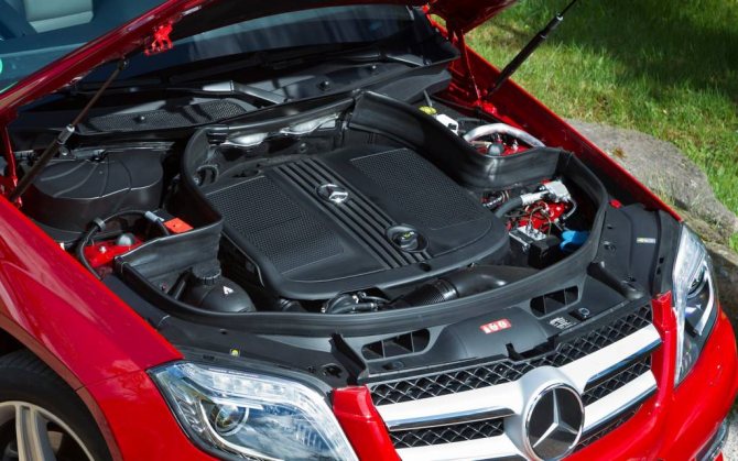 Mercedes-Benz-GLK поставляется с тремя вариантами двигателей