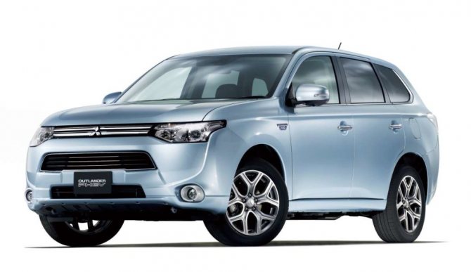 Mitsubishi Outlander PHEV 2014 — интересный электрогибрид