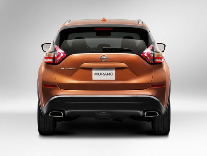 Nissan Murano вид сзади