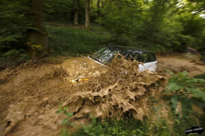 Range Rover Sport на бездорожье
