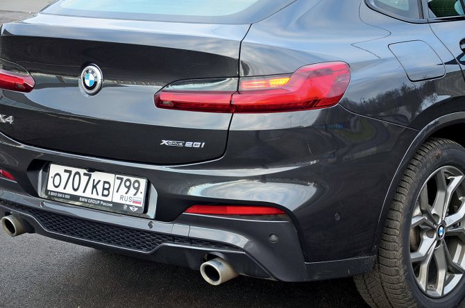 Тест-драйв BMW X4. Плюсы и минусы «внедорожного купе» по-баварски